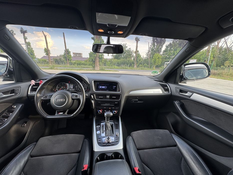 Audi Q5 Automat/S line/quattro/pano/keyless/camera/navi mare/177c