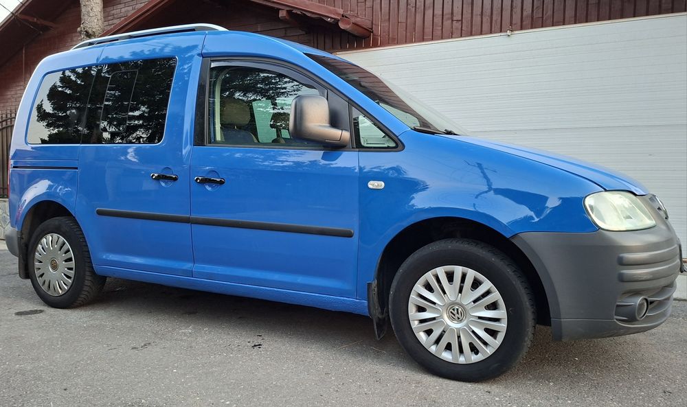 VOLKSWAGEN Caddy