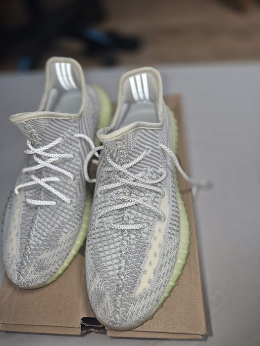 Adidasi yeezy boost 350