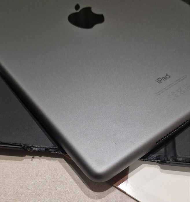 Таблет, Ipad 8, 32gb