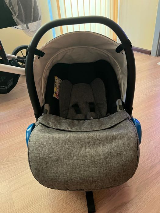 Кошче за кола за новородено