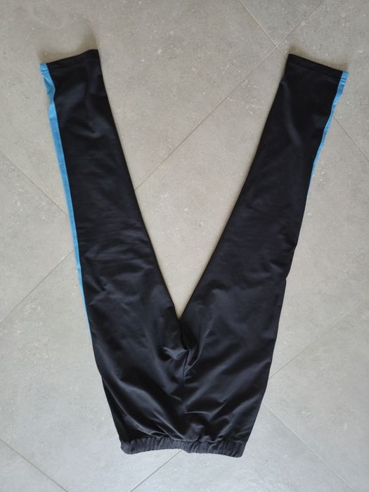 Pantaloni training Under Armour purtati de cateva ori