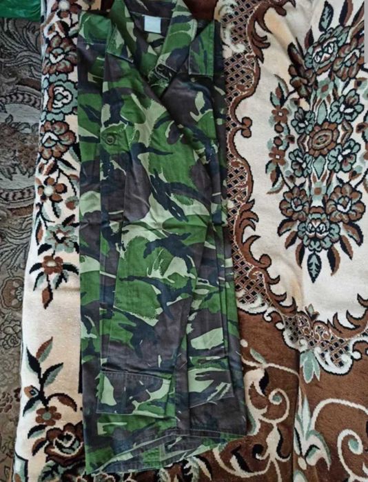 Îmbrăcăminte mozaic de culori