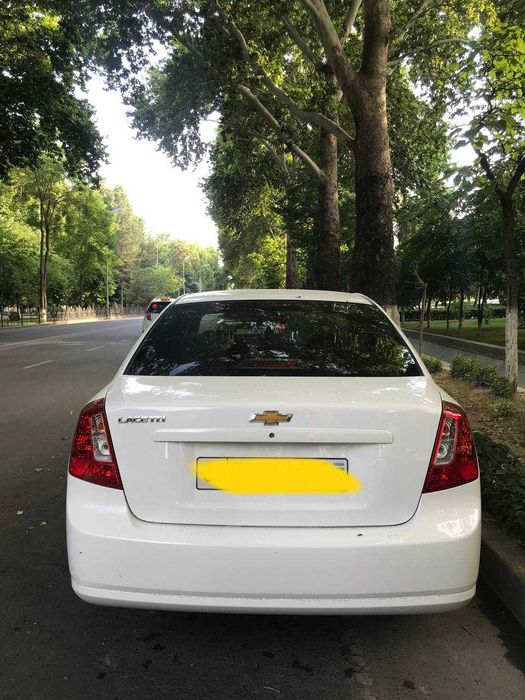 Chevrolet Gentra sotiladi