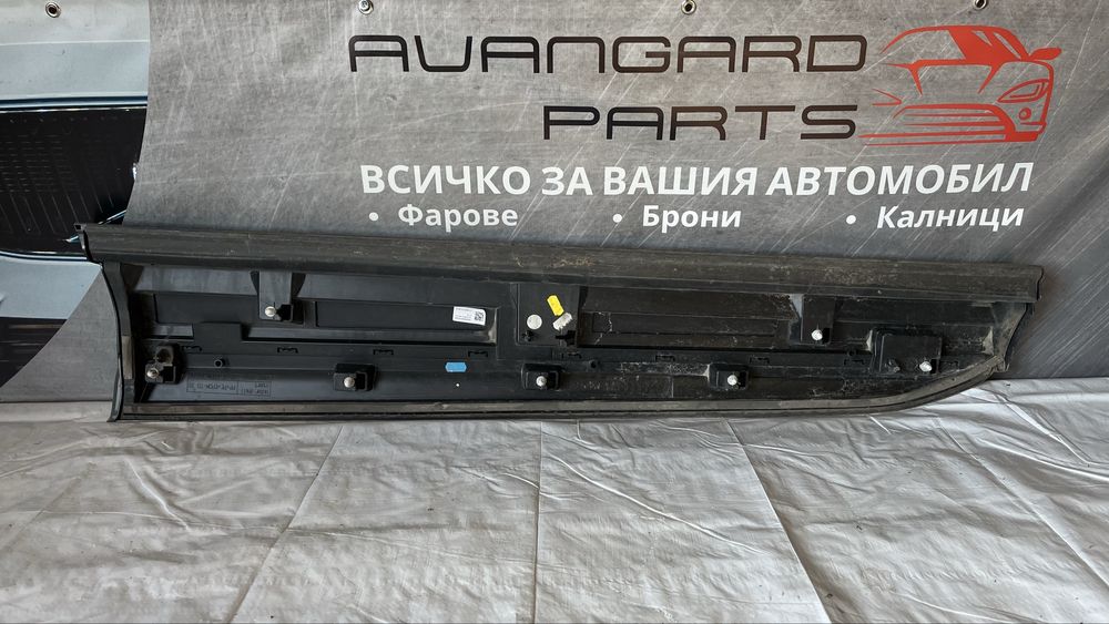 Декоративна лайстна на предна дясна врата Audi Q7 2017-