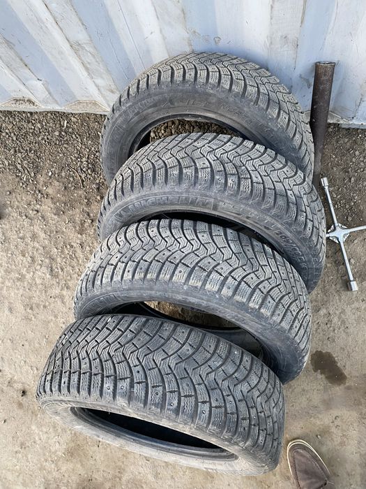 Зимние Шины Michelin 205/60 R16