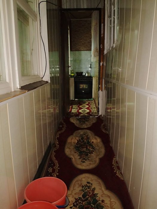 Uy sotiladi 4 xonali