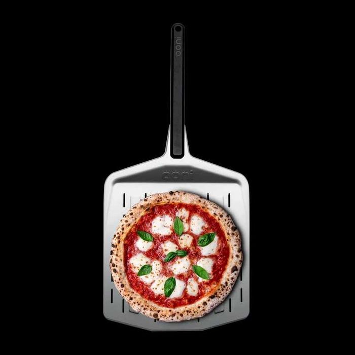 Accesorii Pizza Ooni + Robot Framantat G3 Ferrari - Stare Ca Noua - Factura