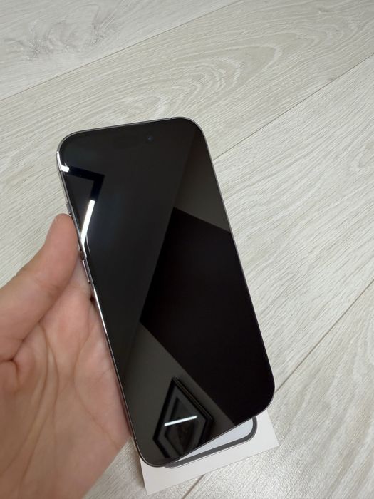 Продам iPhone 14 pro