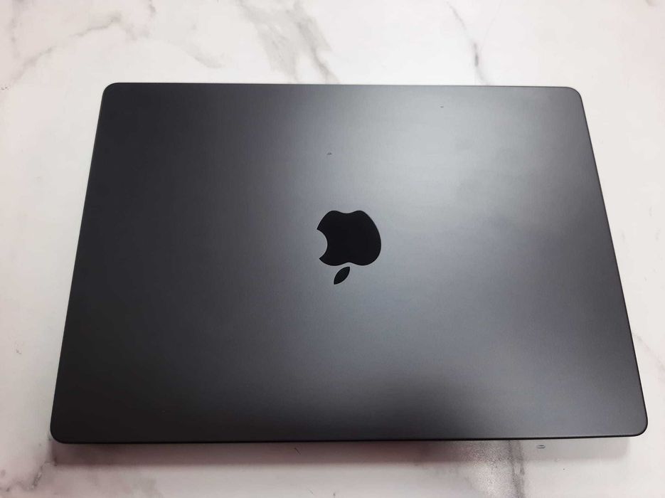 UP Dorobanti/Apple MacBook Pro 14 (2024), 14.2 inch, Apple M4 10-Core, 24 Gb RAM Unified Memory, SSD 1 Tb A3112, 24 cicluri, 100%/Garantie 12 LUNI