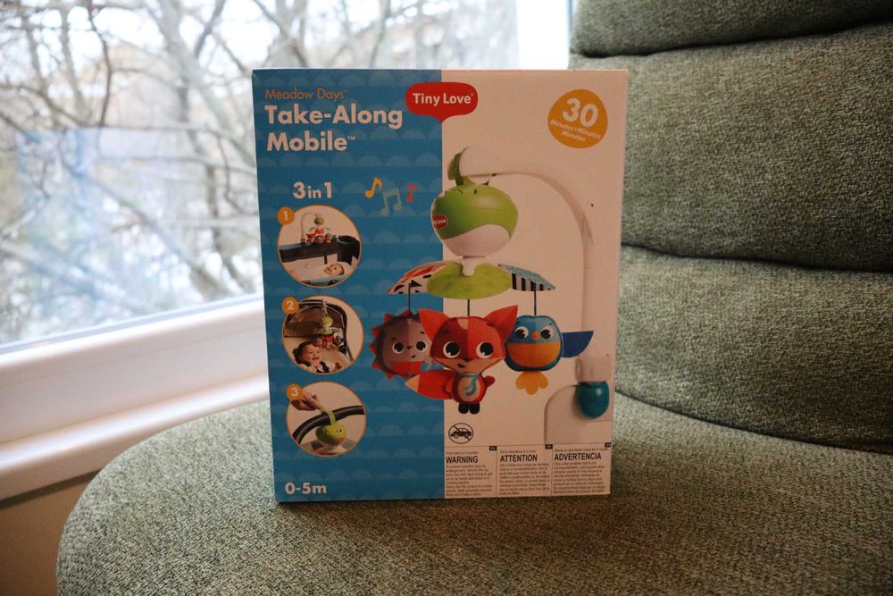 Преносима музикална въртележка Tiny Love Meadow Days