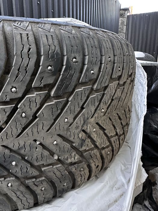 Продам шины в хорошем состояний