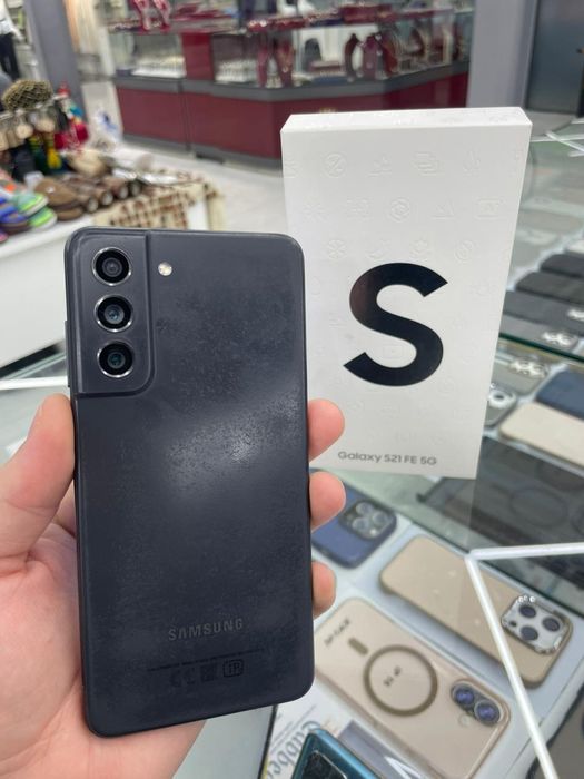 Samsung S21FE 128гб