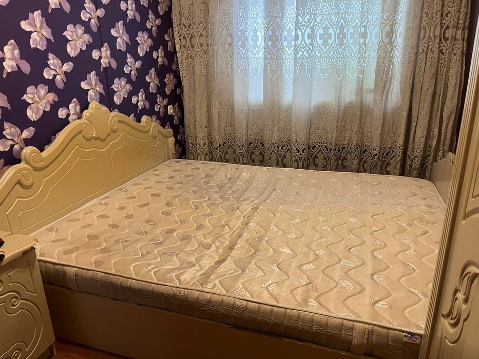 Мебель спальный гарнитур,диван