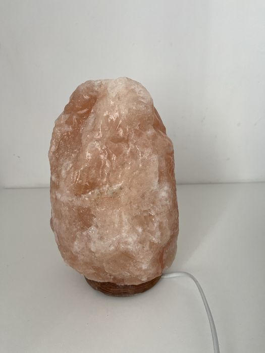 Продам солевую лампу  6 кг