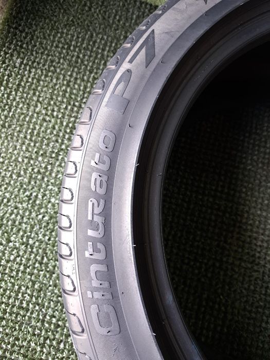 275 40 18 Pirelli
