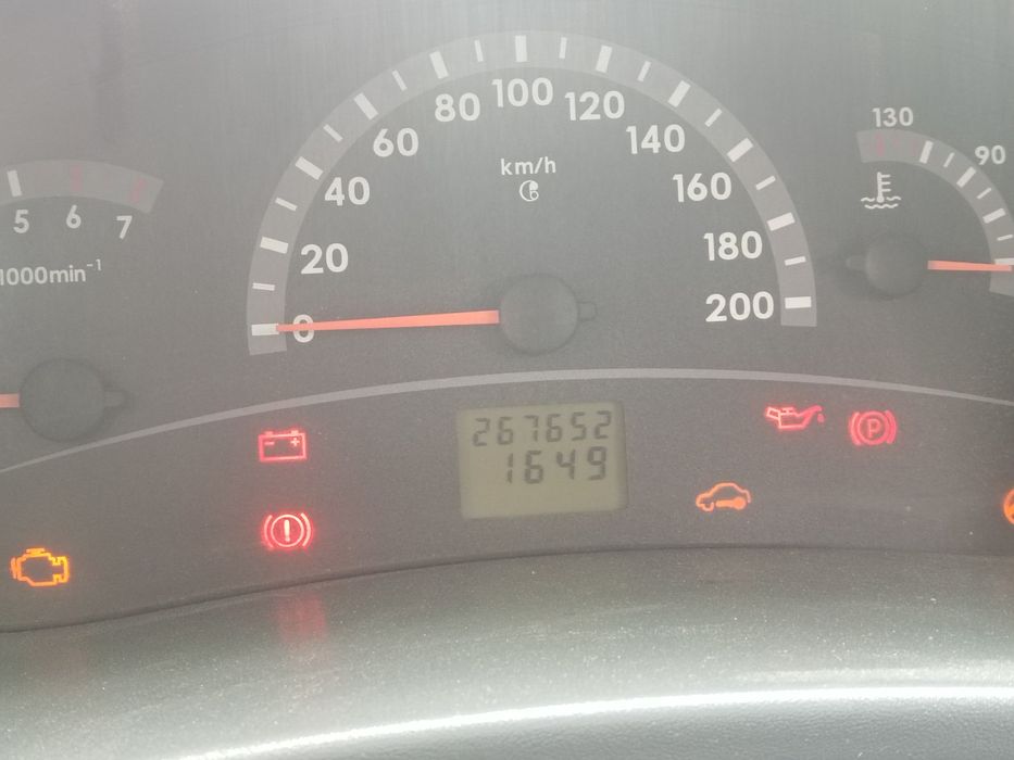 Ассалому алайкум ваз  Лада калина 1118 сотилади 2008 мошина  урилмаган