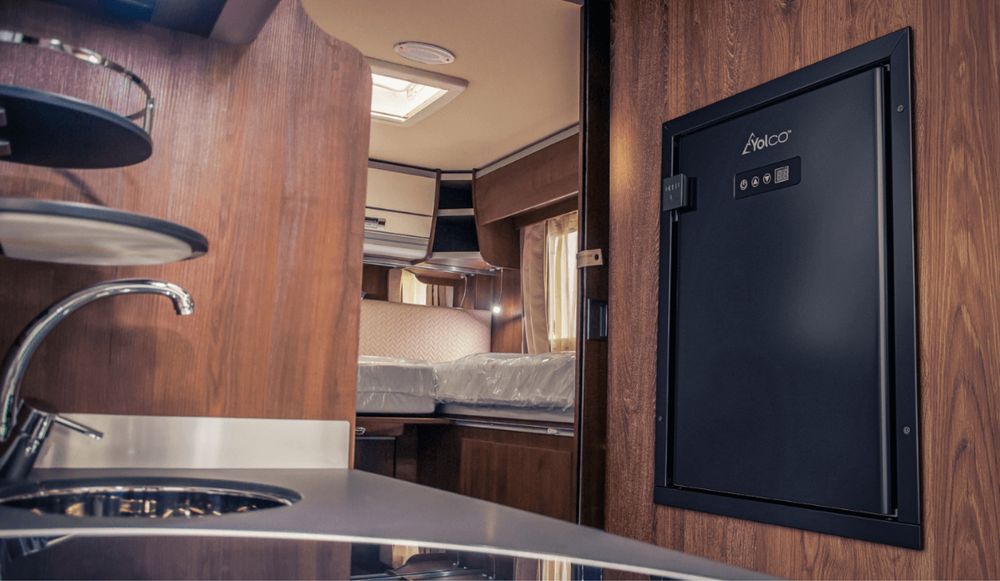 Нов компресорен хладилник на 12/24V