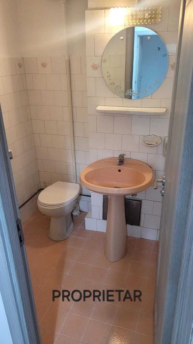 Apartament de vânzare 3 camere confort 1