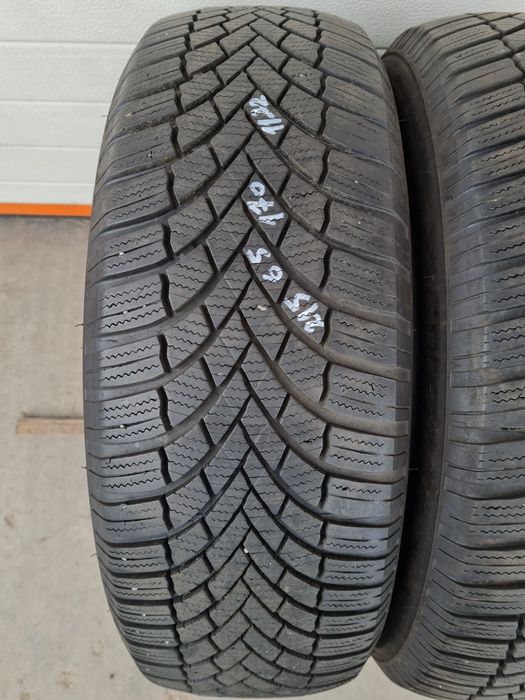 Зимни гуми 2 броя BRIDGESTONE Blizzak LM005 215 65 R17 дот 1122