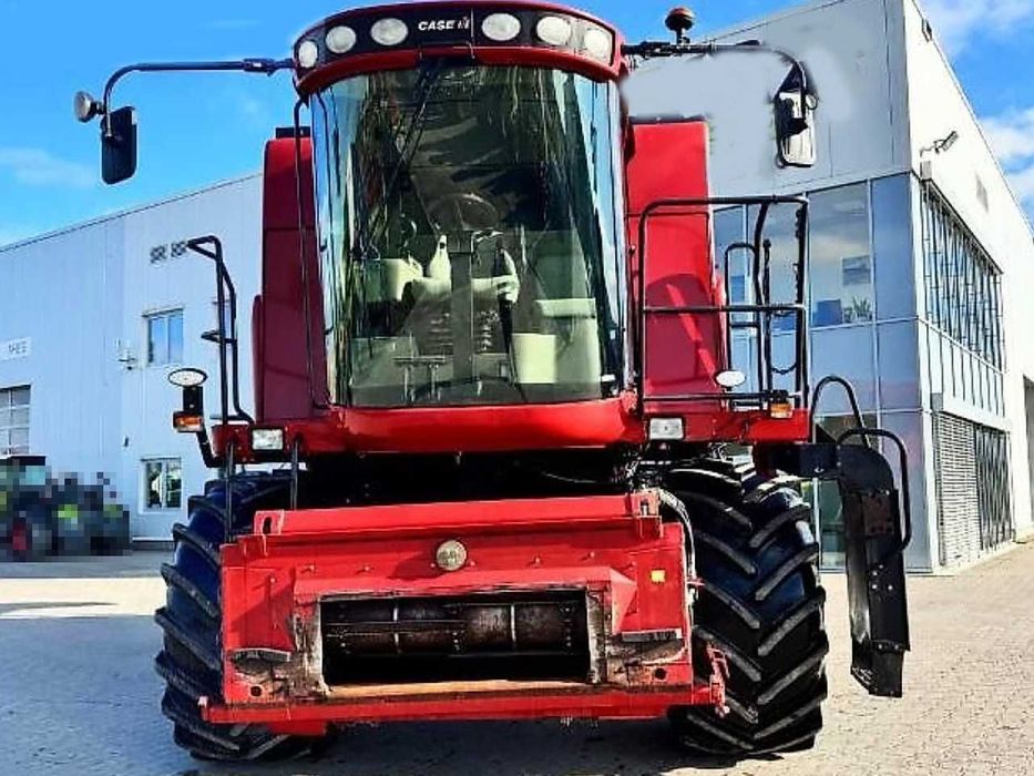 Зерноуборочный комбайн Case IH Axial-Flow 5088