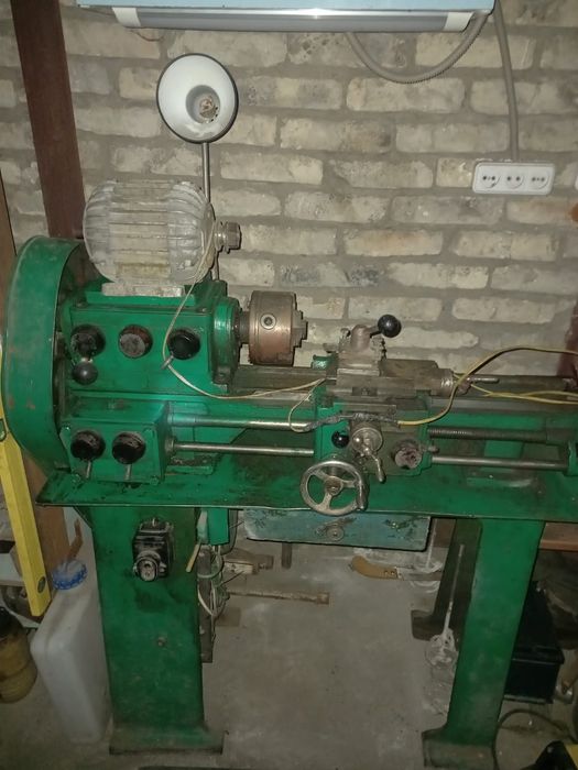 Продам токарный станок