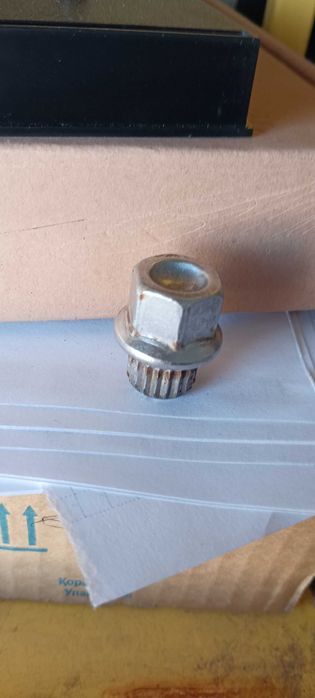 Продам секретку для колес авто, 20 звеньев