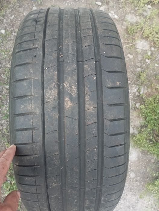 Продам шины  размер 245 . 40. R 19