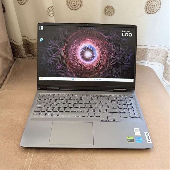Lenovo LOQ 15 RTX 4060