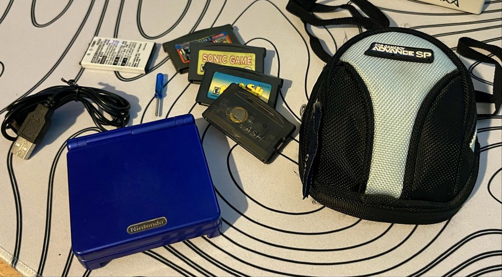 Nintendo Game Boy Advance SP+ Ez Flash