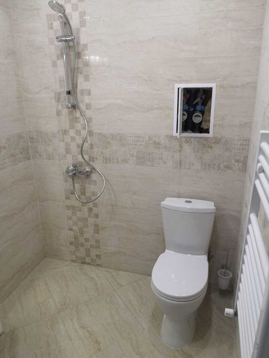 Нов двустаен обзаведен апартамент на метростанция Обеля