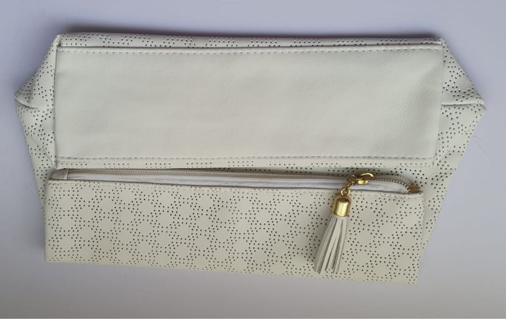 Geanta Bianco, noua, Avon