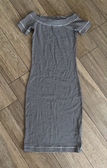 Pause Jeans, H&M, Negative дамски рокли и блузи.