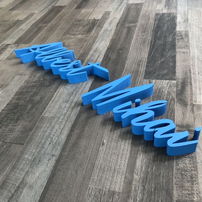 Litere din polistiren logo-uri cifre forme volumetrice reclama