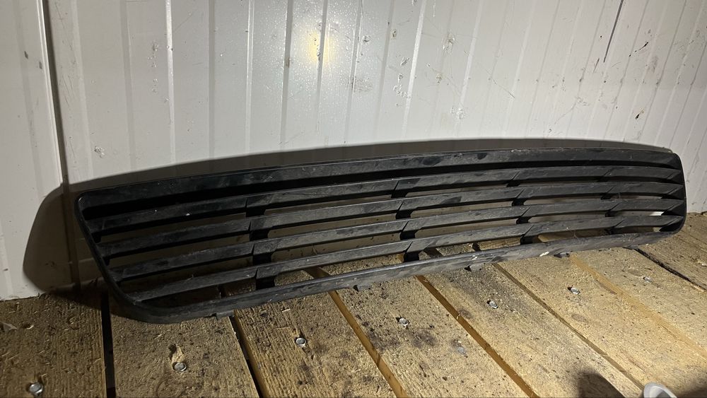 Решетка Seat Alhambra 2000-