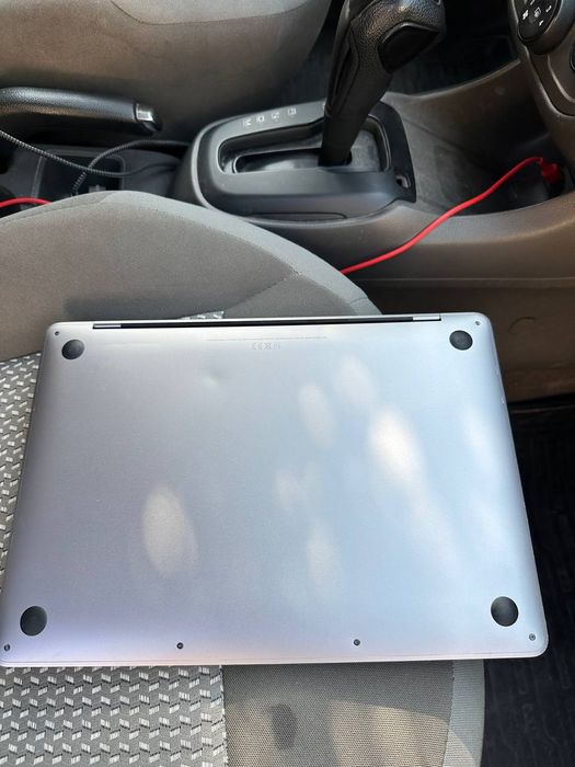 MacBook Pro 2017 8гб 126гб