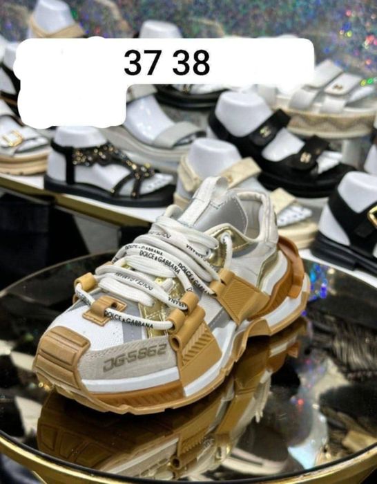 Adidasi dama și barbati