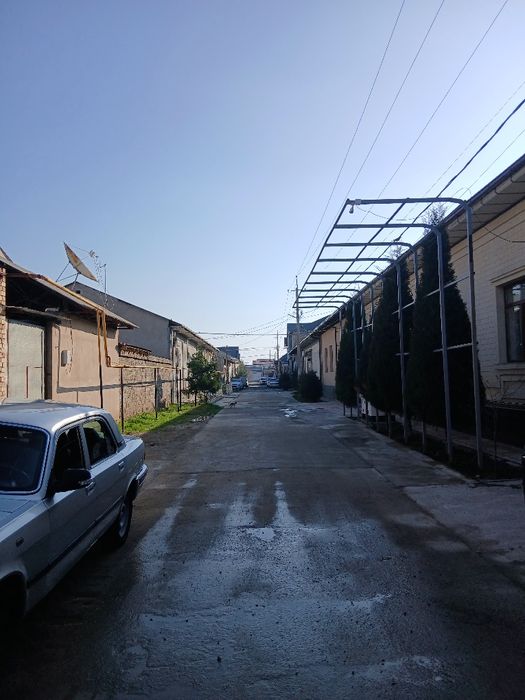 Продаётся земельный участок в махалле со всеми коммуникациями