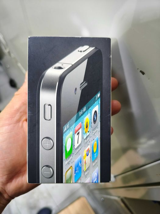 Apple iPhone 4 16GB Black, оригинал, с коробкой