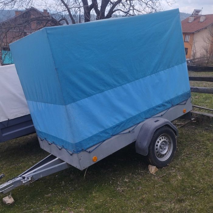 Ремарке за лек автомобил