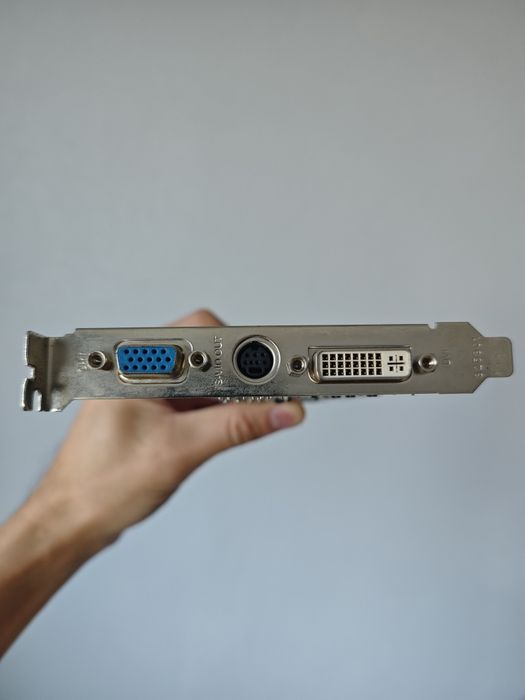 Видеокарта ATI Radeon 9250