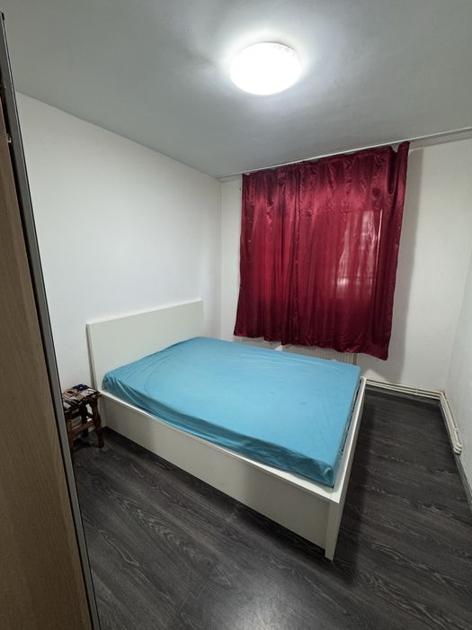 Inchiriez apartament cu 2 camere .