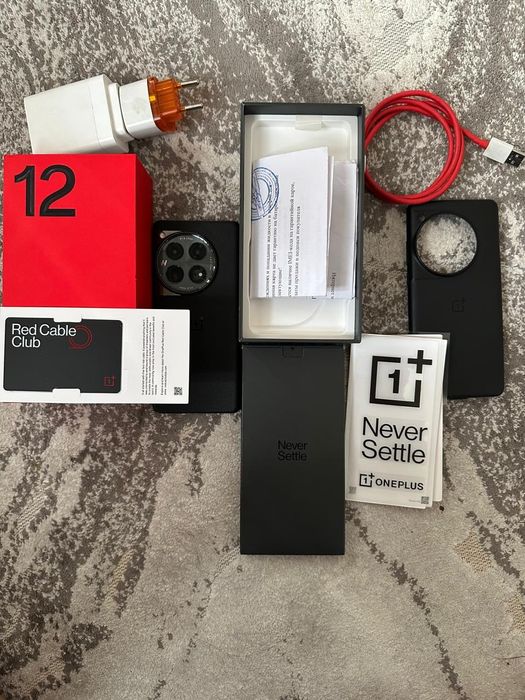 OnePlus 12 512 ГБ, полный комплект