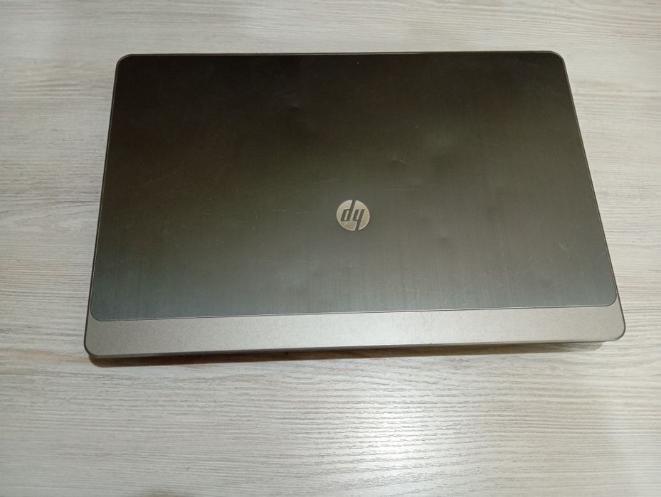 Ноутбук hp мышь и коврик в подарок