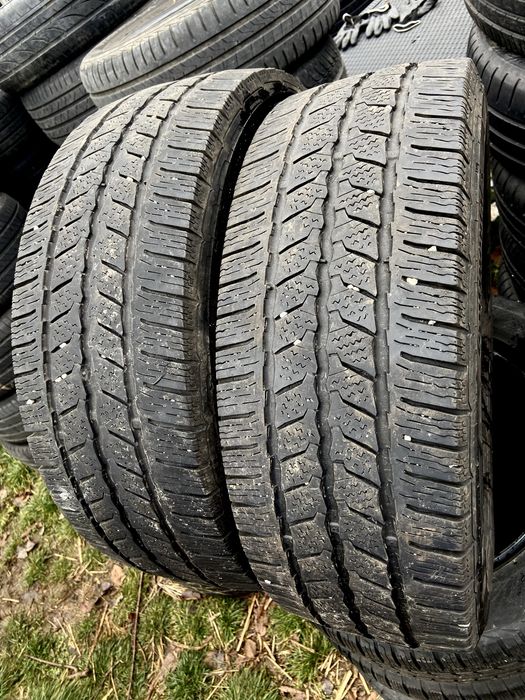 Doua anvelope IARNA : 225 65 16 C . - Continental -