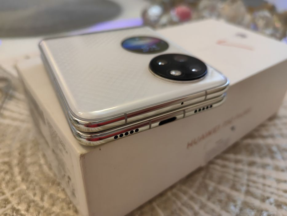 Huawei p50 poket