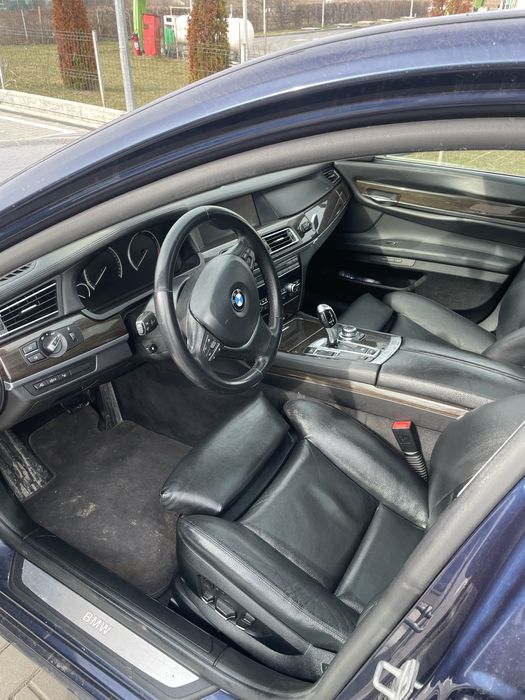 Bmw Seria 7 F01 / 730D 3 Butoane Soft close Trapa