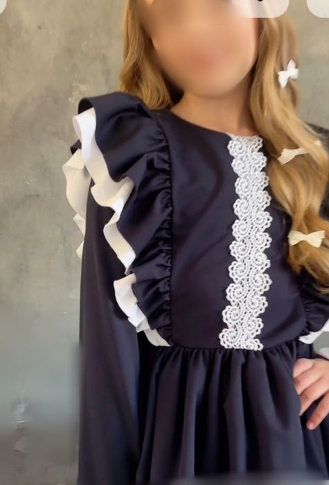 Нарядное школьное платье