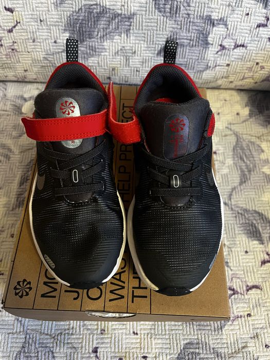 Детски маратонки NIKE размер 29,5