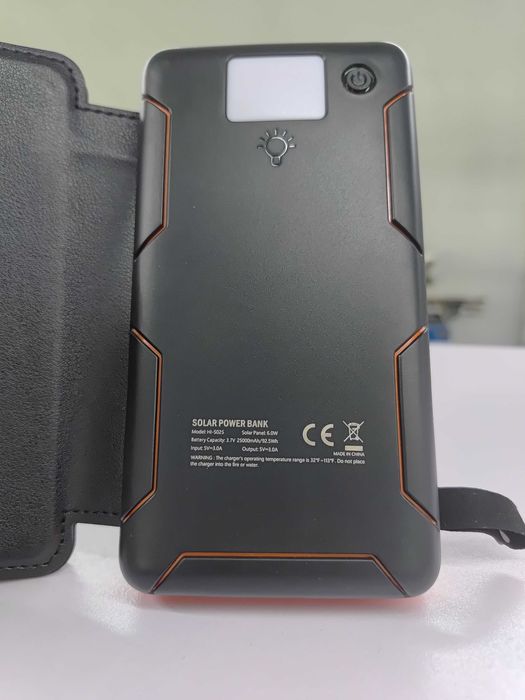 Външна батерия със соларни панели 25000mAh